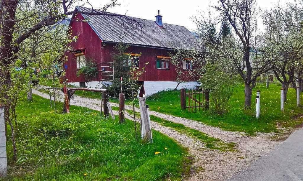 Draga Koncar Guest House Vrelo Korenicko Bagian luar foto
